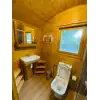 Mini casas sobre ruedas de madera  GYPSY - baño