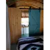 Mini casa sobre ruedas de medidas 720x240-GYPSY WAGON habitación