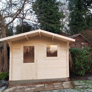 Casas de Madera Roquetas - Diáfana - 9 m2 - Modelo Riho - Caseta de madera RIHO frontal
