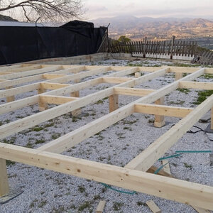 PLATAFORMA ELEVADA DE MADERA LAMINADA PARA CASAS ENTRE 24 Y 48 M2 - PLATAFORMA ELEVADA DE MADERA LAMINADA PARA CASAS ENTRE 25 Y 48 M2