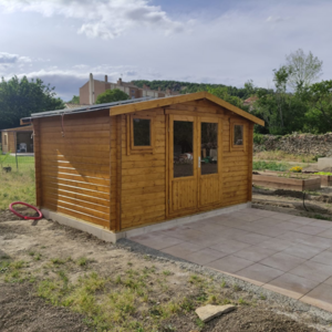 Casas de Madera Prefabricadas Álava - 10,6 m2 - Diáfana - Modelo Juha - Caseta de madera JUHA 28MM - 400x300 cms ROBLE