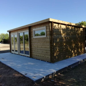 Casas de Madera Prefabricadas Denia - 1 dormitorio - 22 m2 - Modelo Flow - Casas de madera modernas FLOW esquinada