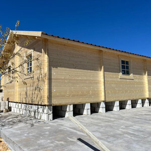 Casas de Madera Jávea - 2 dormitorios - 48 m2 - Casas de madera doble acristalamiento JAVEA - SOBRE BLOQUES