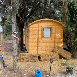 Casas de Madera Torrevieja - 16,8 m2 - Diáfana - Gypsy Wagon - Modelo Jimmy - mini casa sobre ruedas de medidas 840x240-GYPSY WAGON lejano oeste