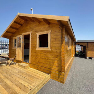 Casas de Madera Cádiz - 2 dormitorios - 35 m2 - CASAS DE MADERA CADIZ - 44MM FRONTAL LATERAL