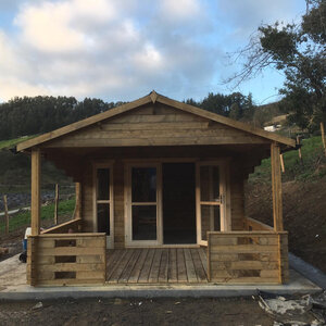 Casas de Madera Andújar - Diáfana - 11 m2 - Modelo Sanstrov - Caseta SANSTROV - Hobycasa montándose