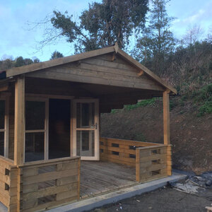 Casas de Madera Andújar - Diáfana - 11 m2 - Modelo Sanstrov - Caseta SANSTROV - Hobycasa montándose 3
