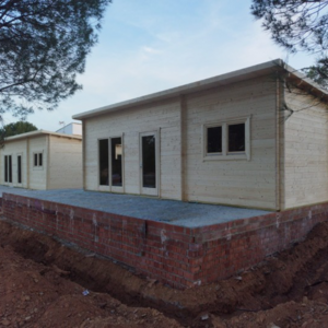 Casas de Madera Prefabricadas Las Palmas - 3 dormitorios - 50 m2 - CASA DE MADERA LAS PALMAS 50M2 - 44MM - VISTA TRASERA