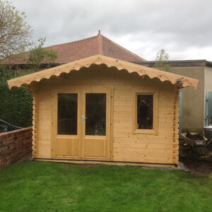 Casas de Madera Mieres - Diáfana - 13 m2 - Modelo Ulrik - Casas de madera modelo ULRIK - HOBYCASA frontal