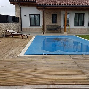 Tarima exterior 300x14x2,7 deck de pino autoclave - TARINA DECK DE PINO AUTOCLAVE PISCINA