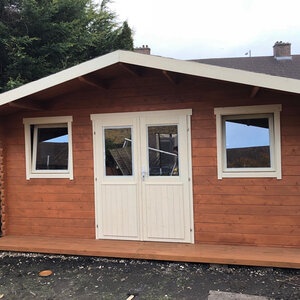 Casas de Madera Santiago - Diáfana - 17 m2 - Modelo Paris-Pavel - Casas de madera doble acristalamiento PARIS nogal