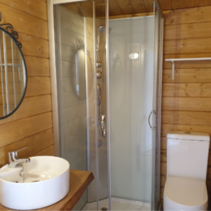 Casas de Madera Prefabricadas Gandía - 22 m2 - Diáfana - Modelo Hendrick - Casas de madera con climalit HENDRICK baño