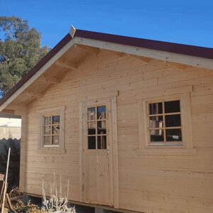 Casas de Madera Cádiz - 2 dormitorios - 35 m2 - CASAS DE MADERA CADIZ - 44MM - TEJA SANDWICH