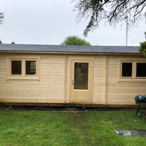Casas Prefabricadas de Madera Girona - 1 dormitorio - 25 m2 - Modelo Ava - Casa de madera AVA - VISTA FRONTAL