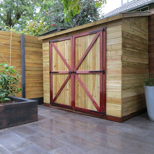 Machihembrado de pino para caseta, 2,8 x 12,5 x 360 cm, seco, impregnado verde, cepillado, 4 cantos redondeados (palet 112 uds)