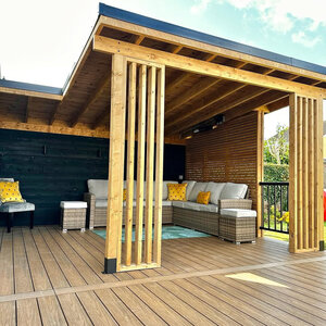 Tabla de tarima composite PuraShield, 2,3 x 13,8 x 300 cm, clips, maciza, color teca (palet 91 uds)