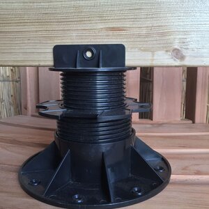Soporte para nivelar base de casa de madera - Soporte para nivelar base de caseta de 3 a 6 cms - EJEMPLO 4