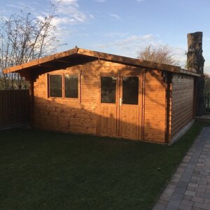 Casas de Madera Prefabricadas Gandía - 22 m2 - Diáfana - Modelo Hendrick - Casas de madera con climalit HENDRICK roble