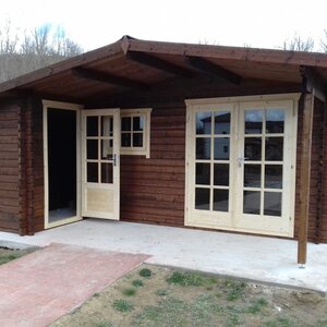 Casas de Madera Prefabricadas Galapagar - Diáfana - 11 m2 - Modelo Wolfgang - Cabaña de madera WOLFGANG marrón puerta clara