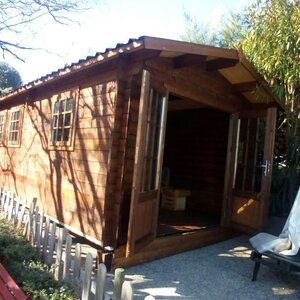Casas de Madera Prefabricadas Montoro - Diáfana - 16 m2 - Modelo Rick - Caseta RICK lasur Nogal - HOBYCASA