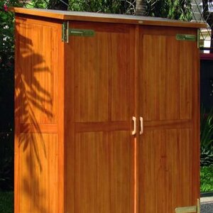 Armario exterior en madera tropical 145x65x173/185 cms - MONTEVIDEO