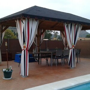 Cenadores de Madera tratada Superior - Medidas 590x340 cms - Cenador Superior con Tegola negra - HOBYCASA Clientes