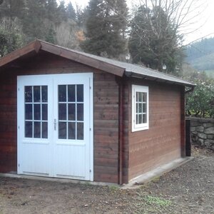 Casas de Madera Trujillo - Diáfana - 11 m2 - Modelo Peggie - Caseta PEGGIE Lasur Nogal y blanco - Hobycasa