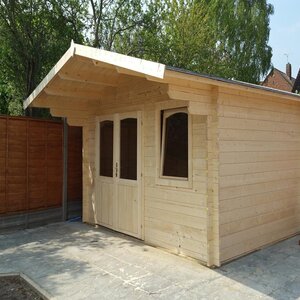 Casas de Madera Prefabricadas Marbella - 11 m2  más terraza- Diáfana - Modelo Sauerland 1 - Caseta de madera SAUERLAND 1- HOBYCASA lateral